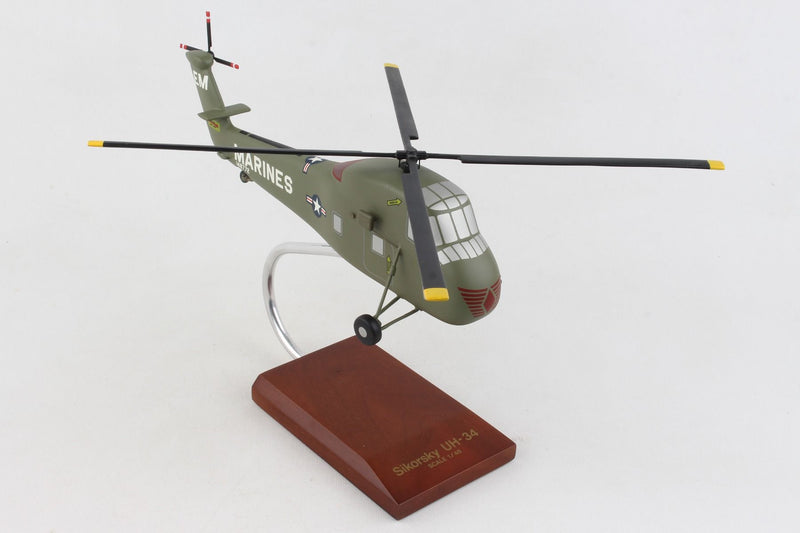 Executive Series UH-34D (HUS-1) Seahorse Helicopter USMC 1:48 Scale (HUH34DT) C2948