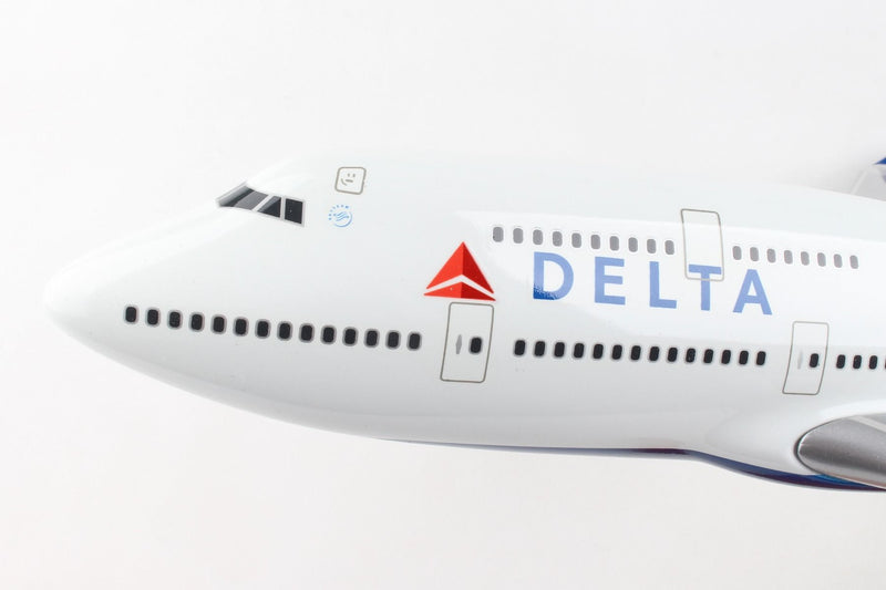 Executive Series Delta Airlines B747-400 1:100 Scale G40210