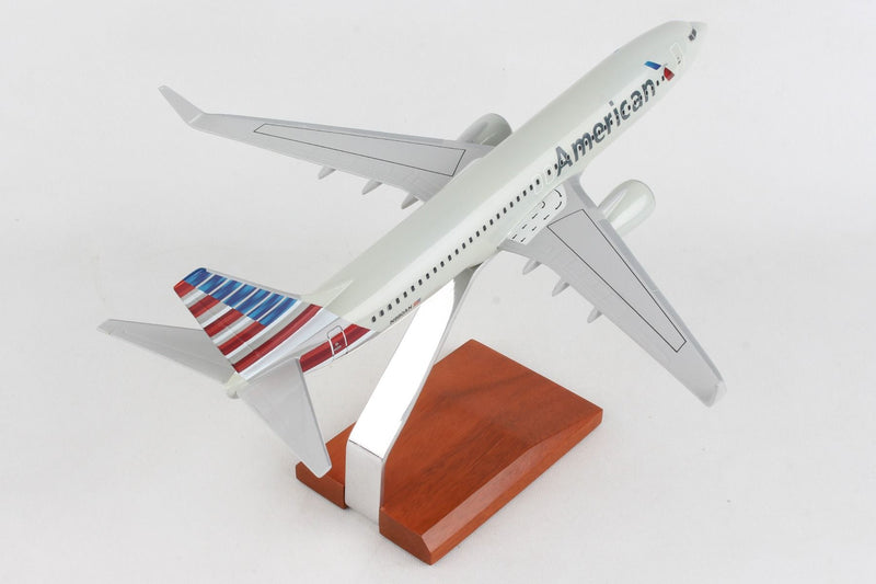 Executive Series American Airlines B737-8 1:100 Scale G45100
